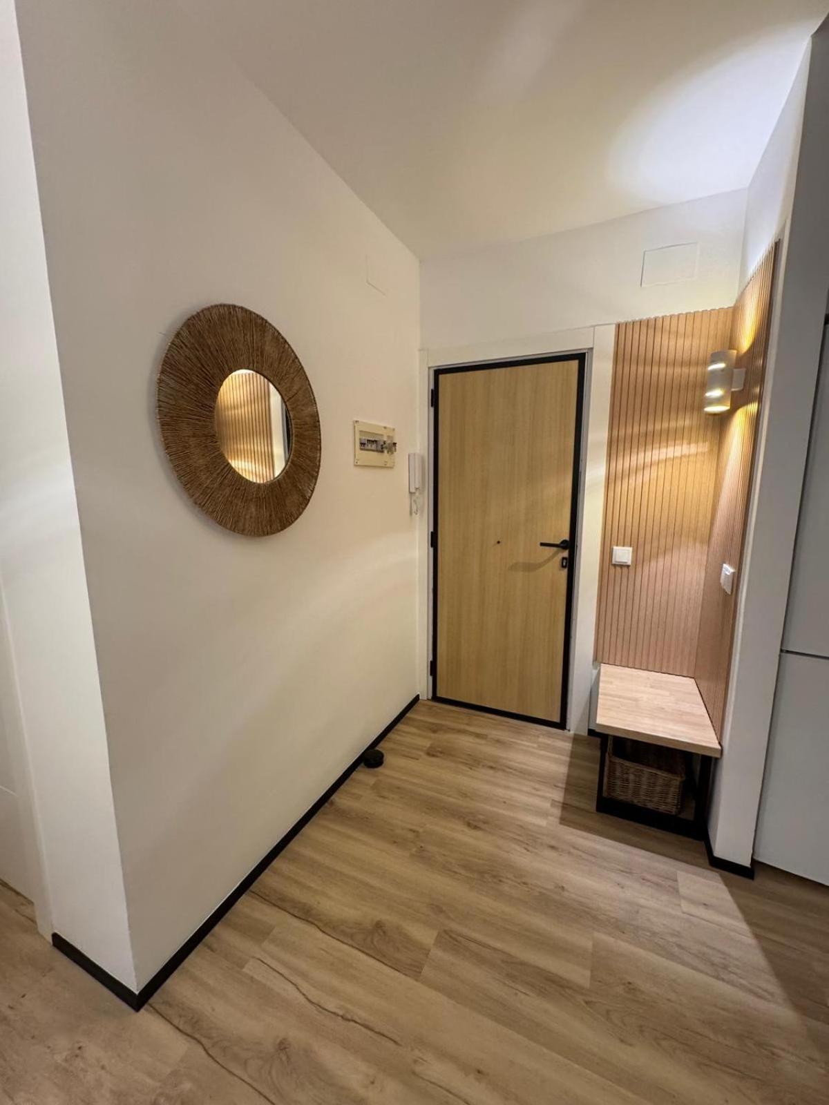 Apartamento Marina View - Sud-ouest Au Canal Avec Terrasse Ampuriabrava